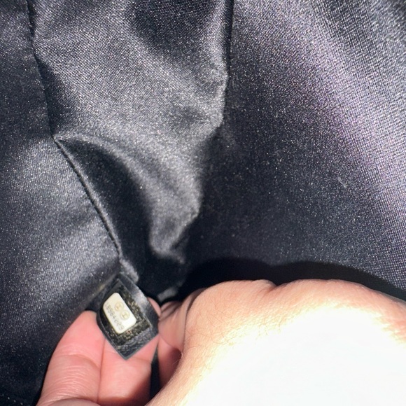 COMPLETE Inclusions CHANEL GST  In Very Good Condition Grand Shopping Tote - Picture 7 of 7